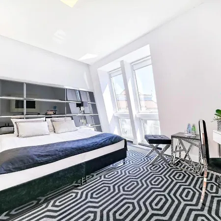 Bayjonn Boutique Hotel 4*