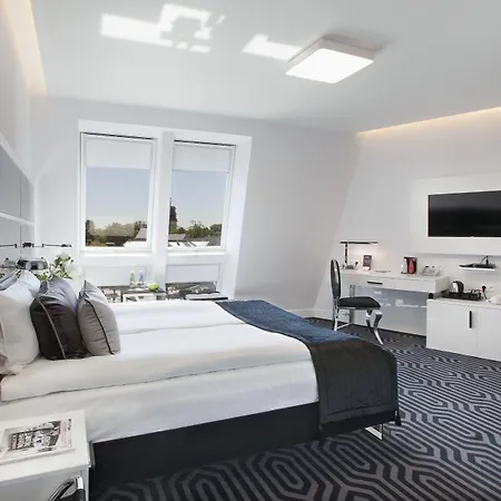 Bayjonn Boutique Hotel 4*