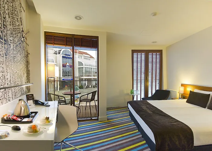 فندق Bayjonn Boutique 4*